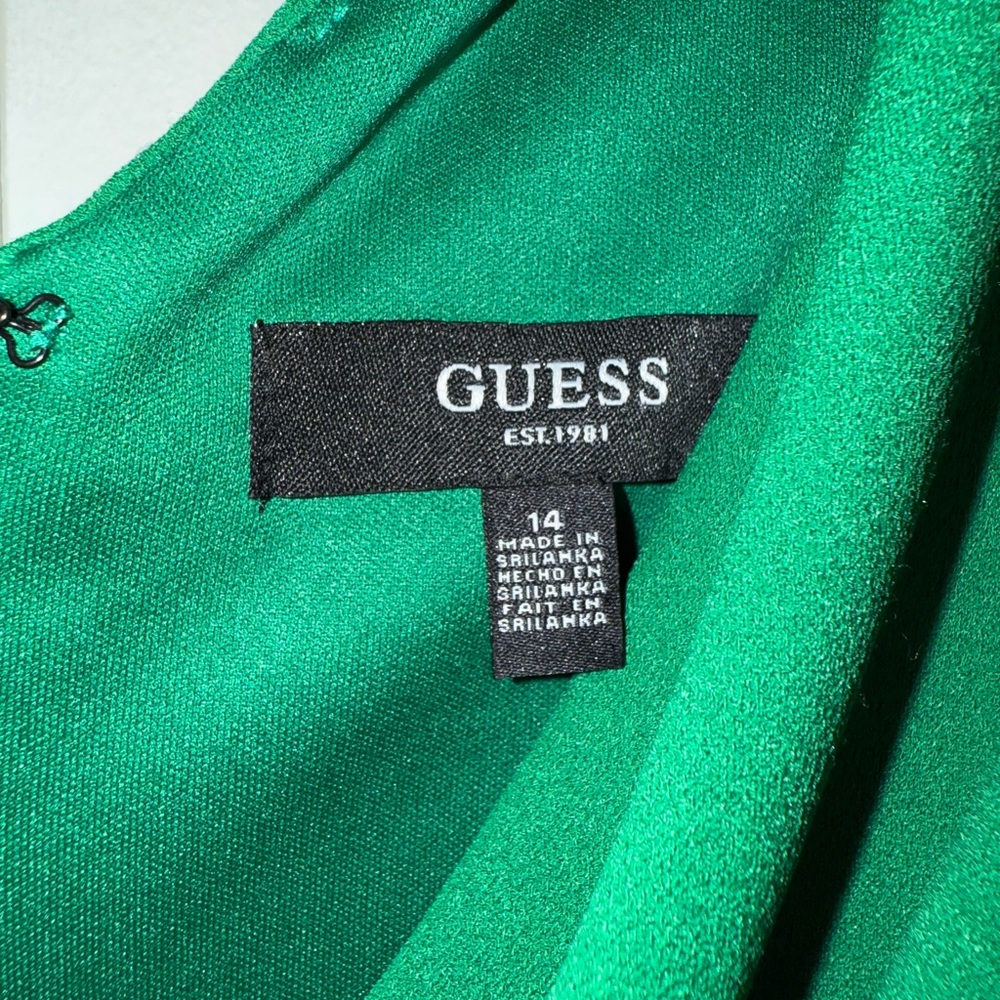 NWT Guess Green Asymmetrical Ruched Sheath Dress - Picture 4 of 5